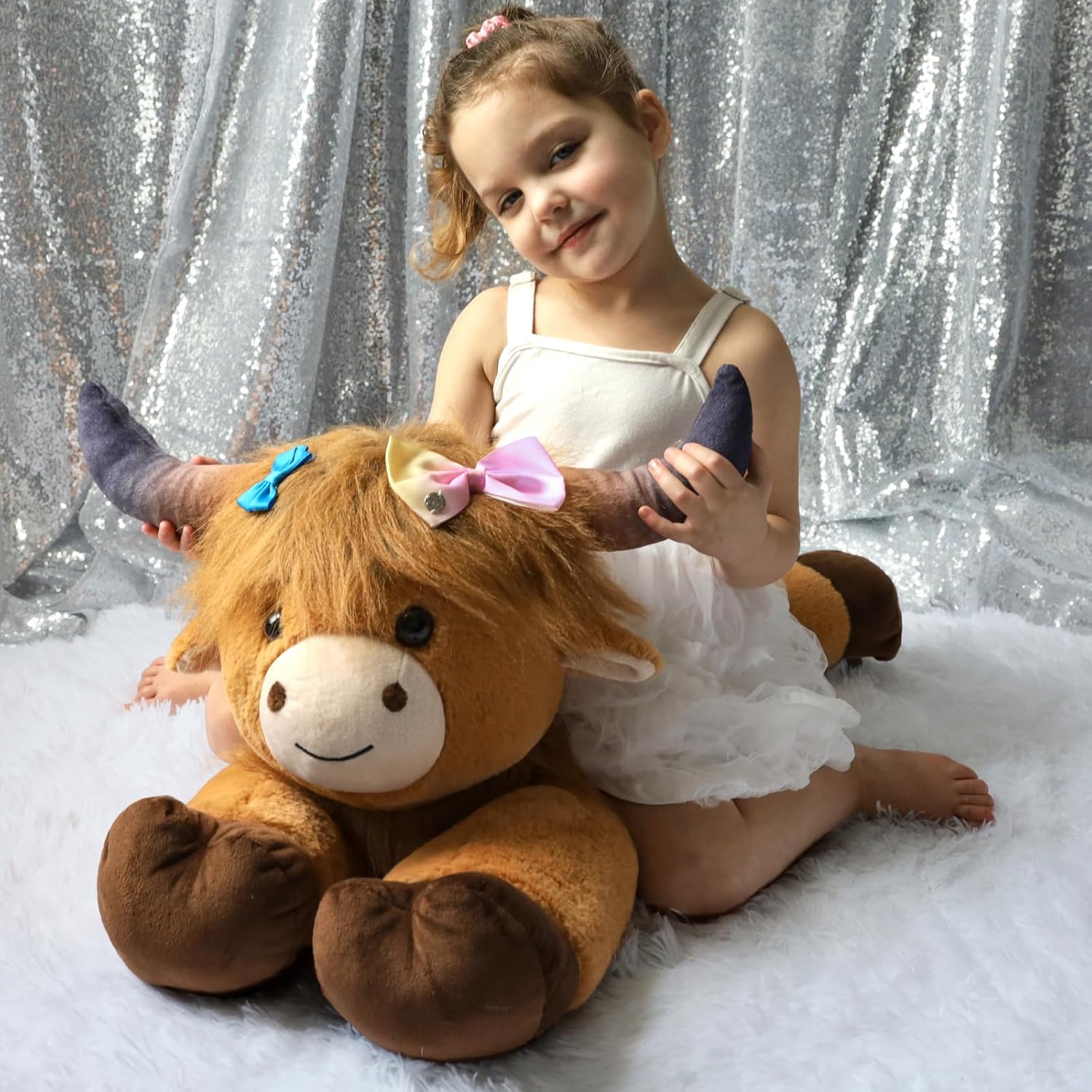 MaoGoLan 32-inch Big Highland Cow Plush Pillow
